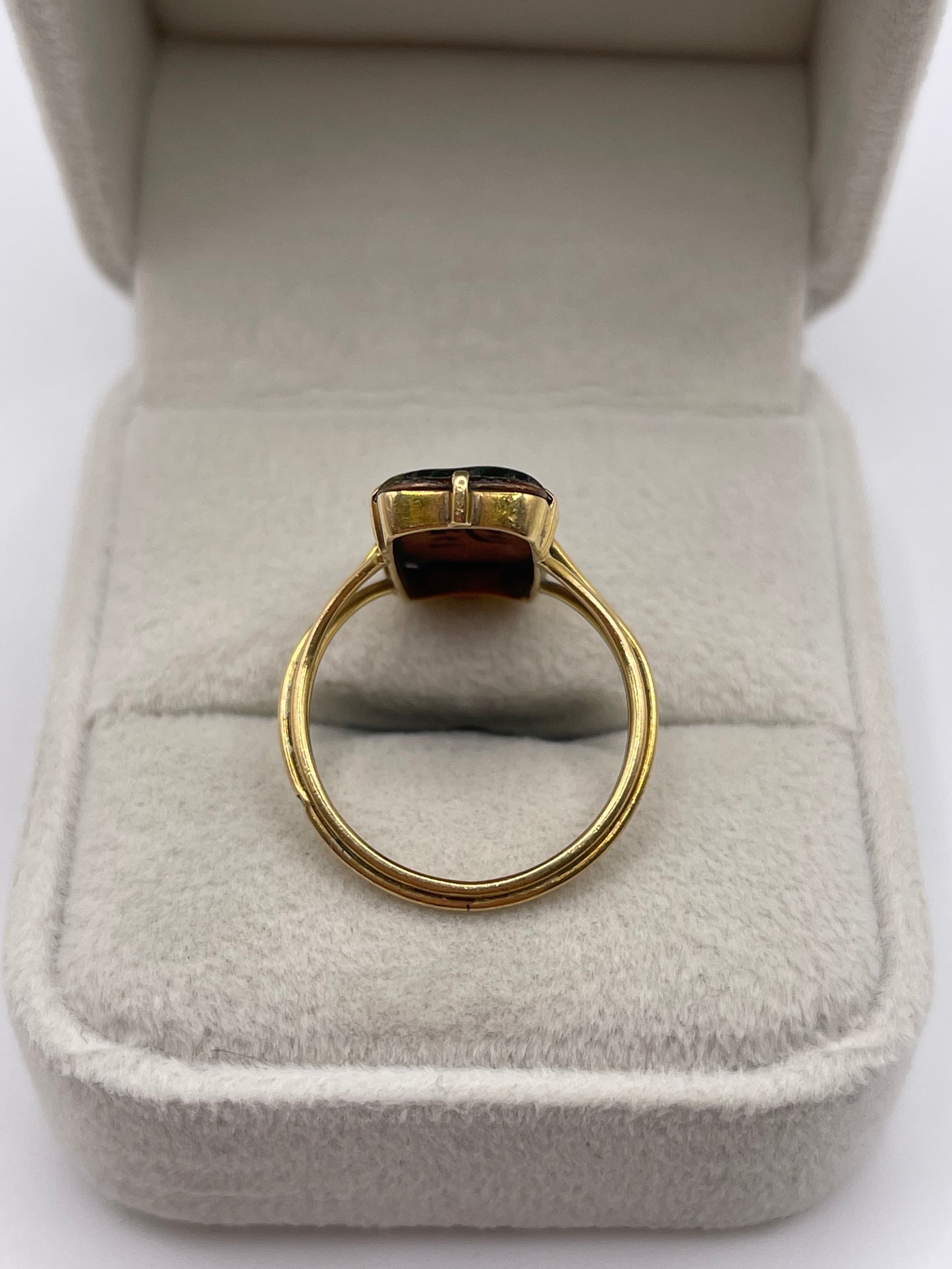 18ct gold Limoges ring