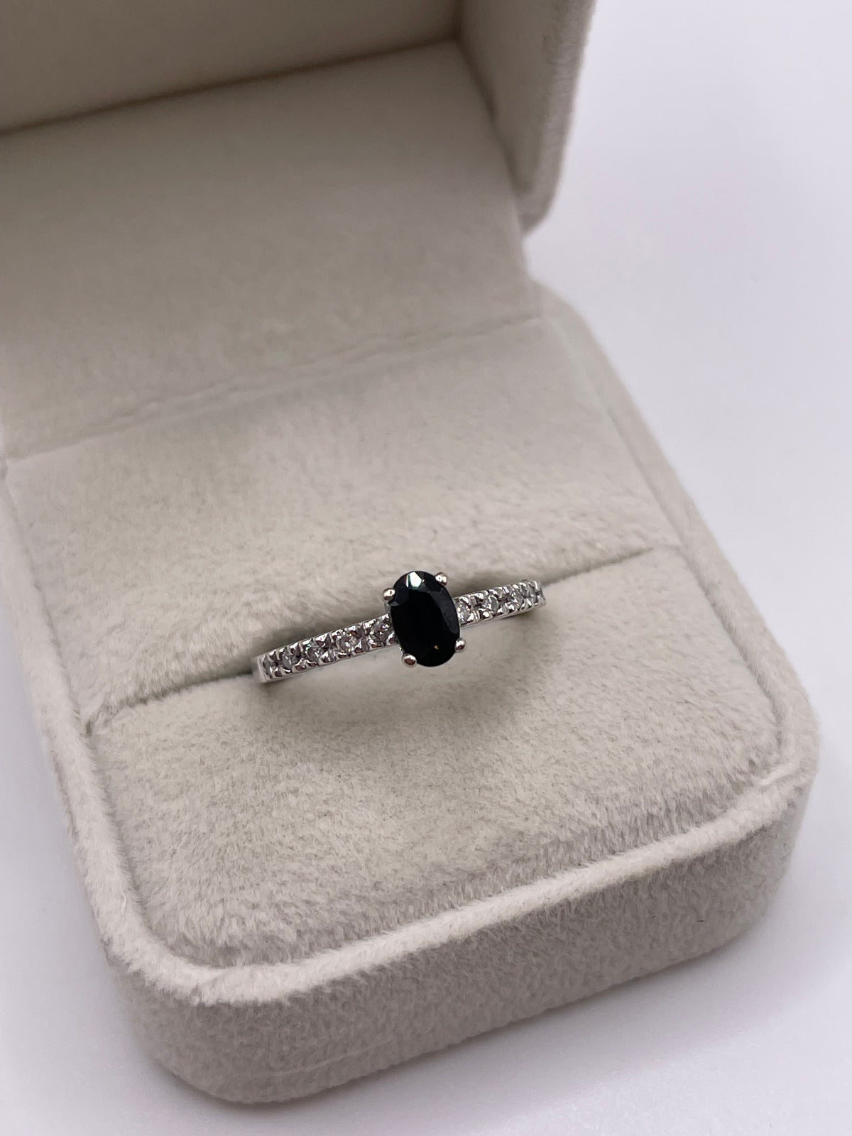 9ct white gold sapphire and diamond ring