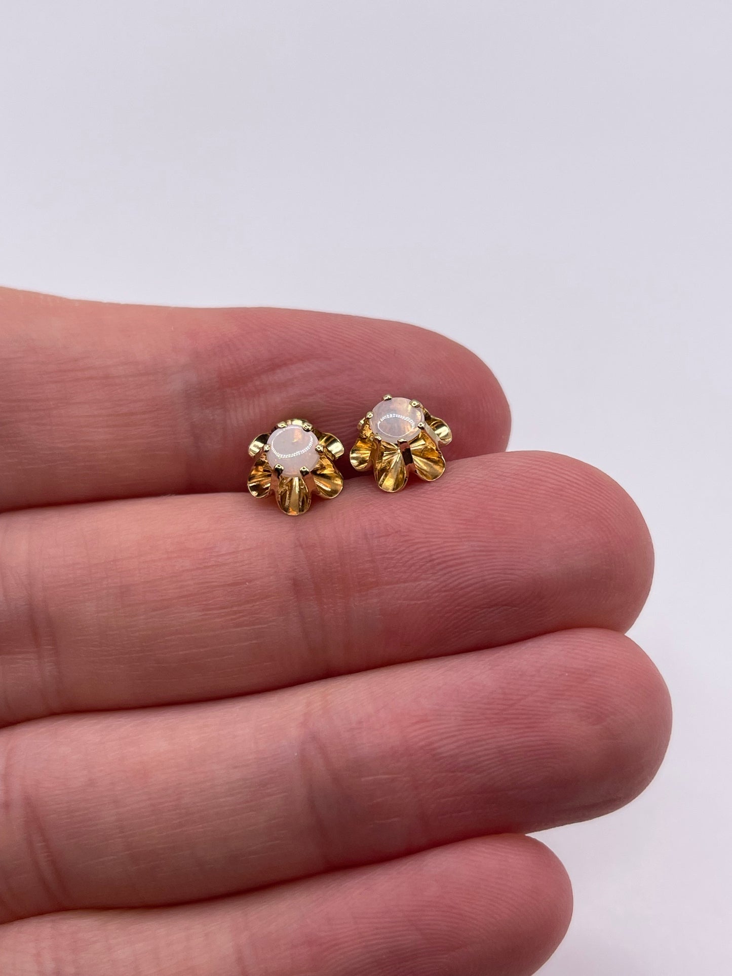 9ct gold opal earrings