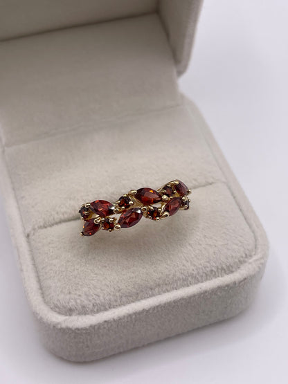 9ct gold garnet cluster ring