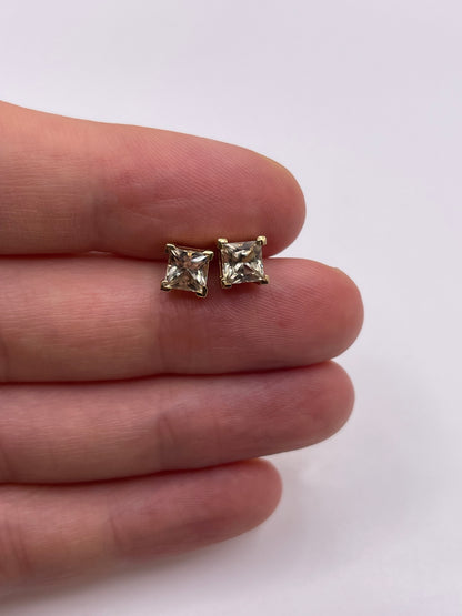 9ct gold quartz earrings