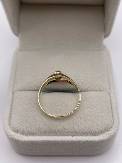 9ct gold moonstone gypsy ring