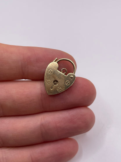 9ct gold padlock 6
