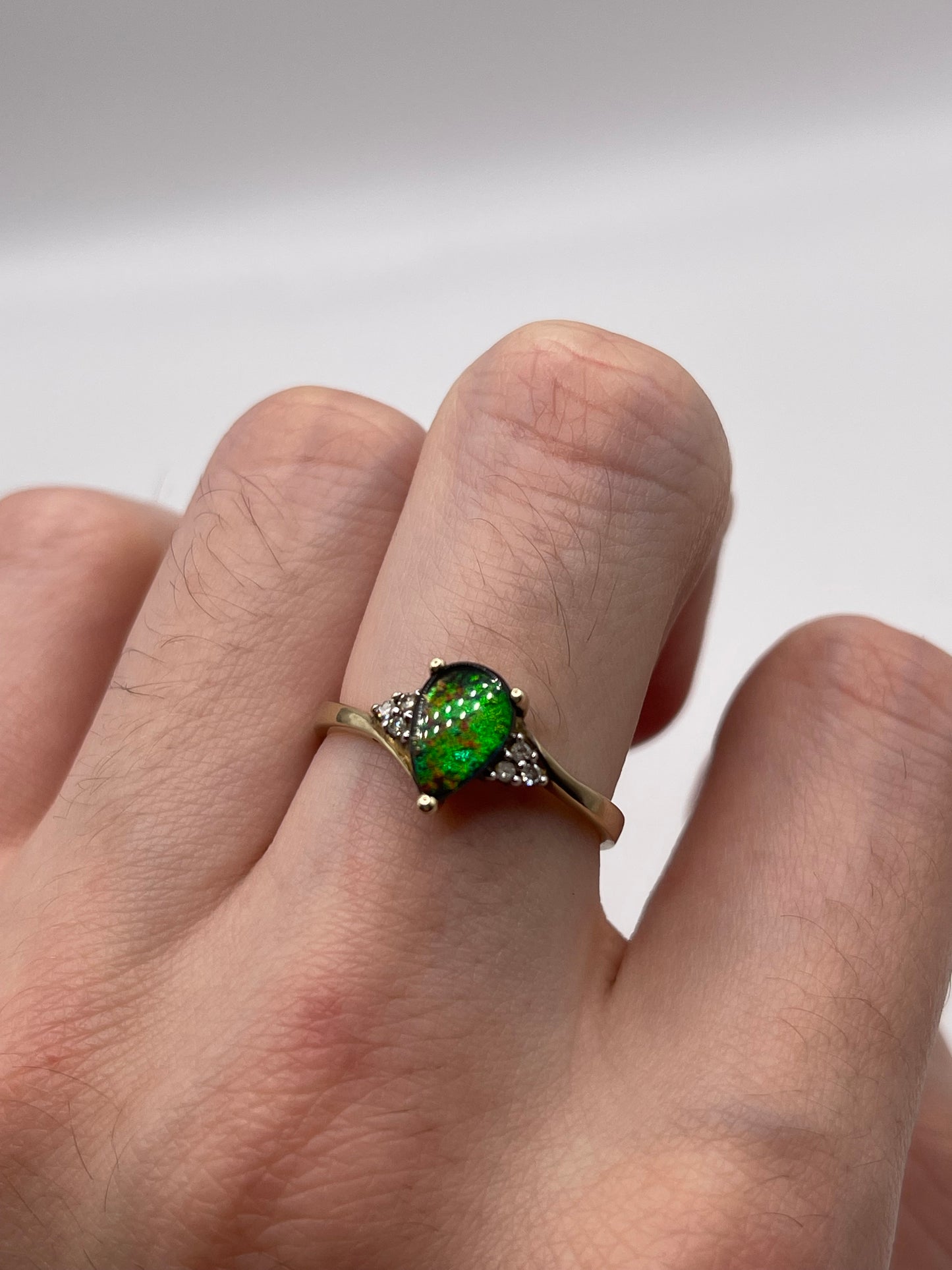 9ct gold ammolite and diamond ring