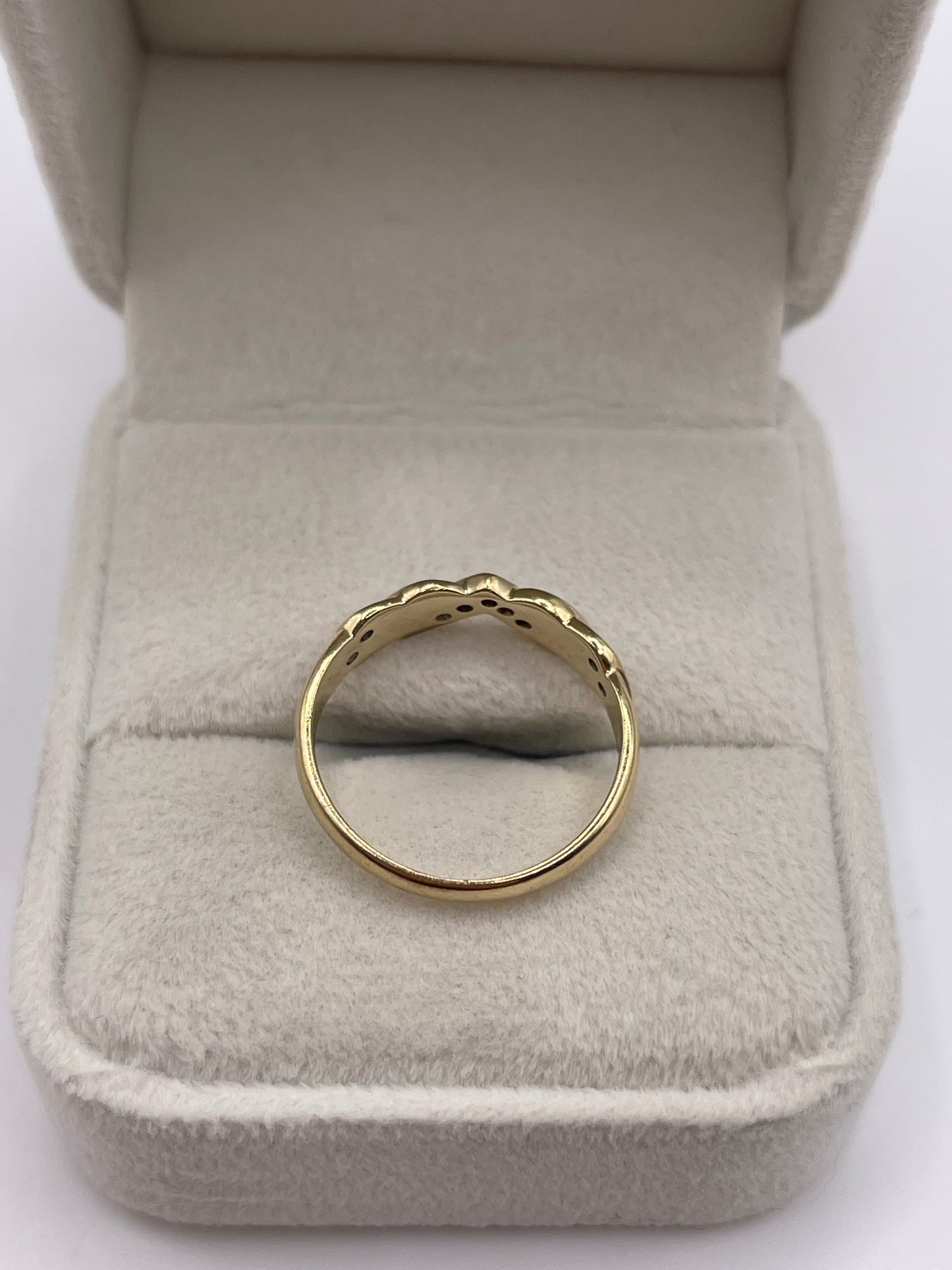 9ct gold diamond wishbone ring