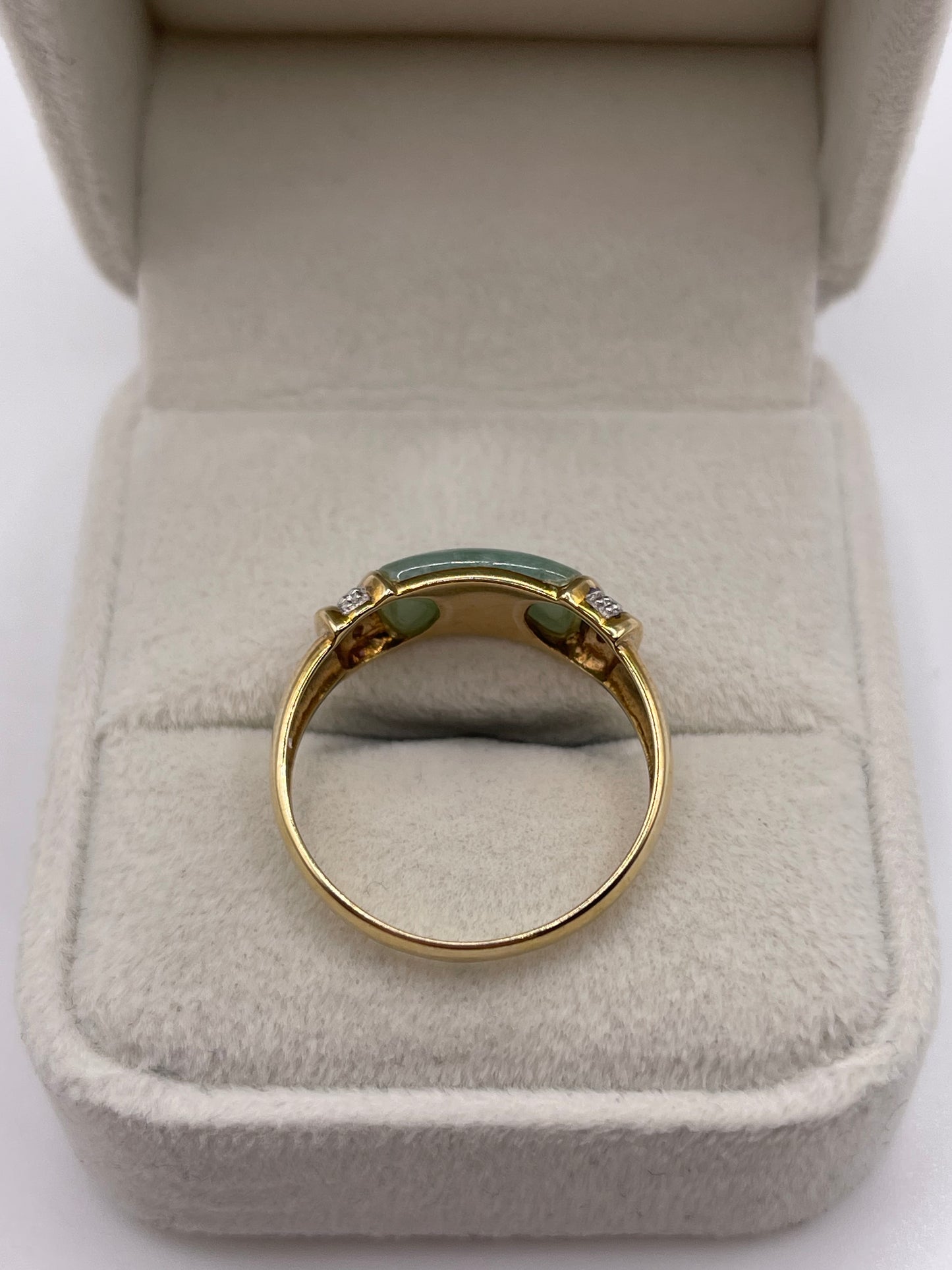 9ct gold jade and diamond ring