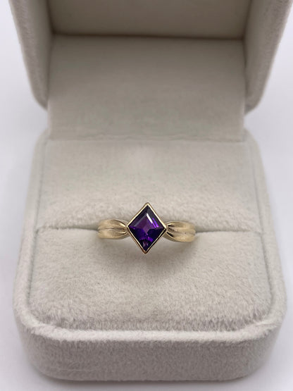 9ct gold amethyst ring