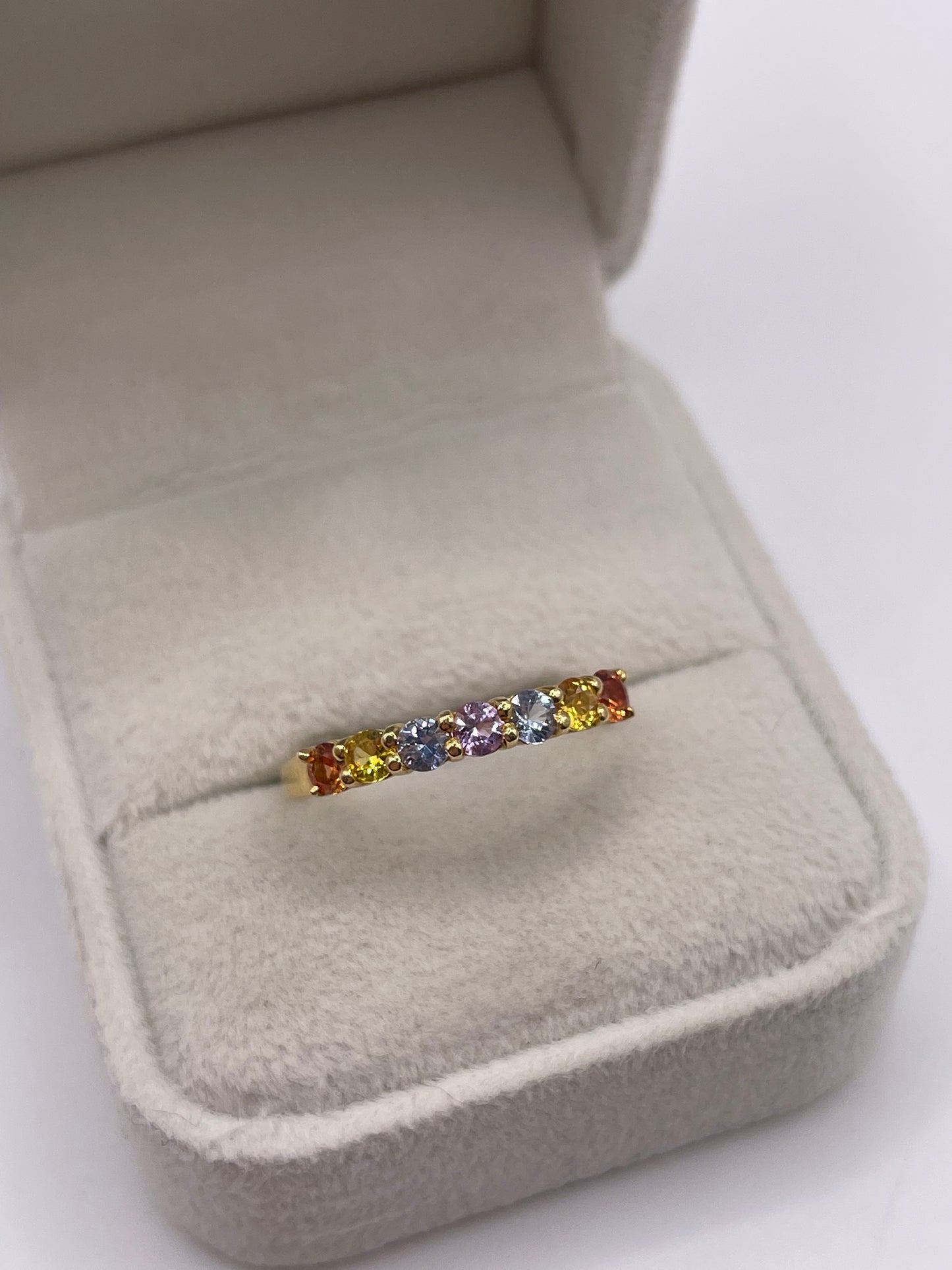 18ct gold multi coloured sapphire ring