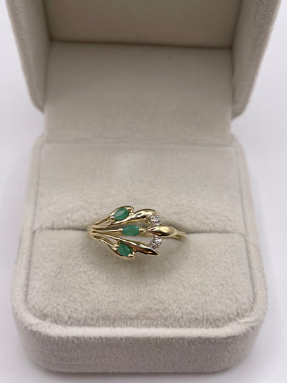 9ct gold emerald and diamond ring