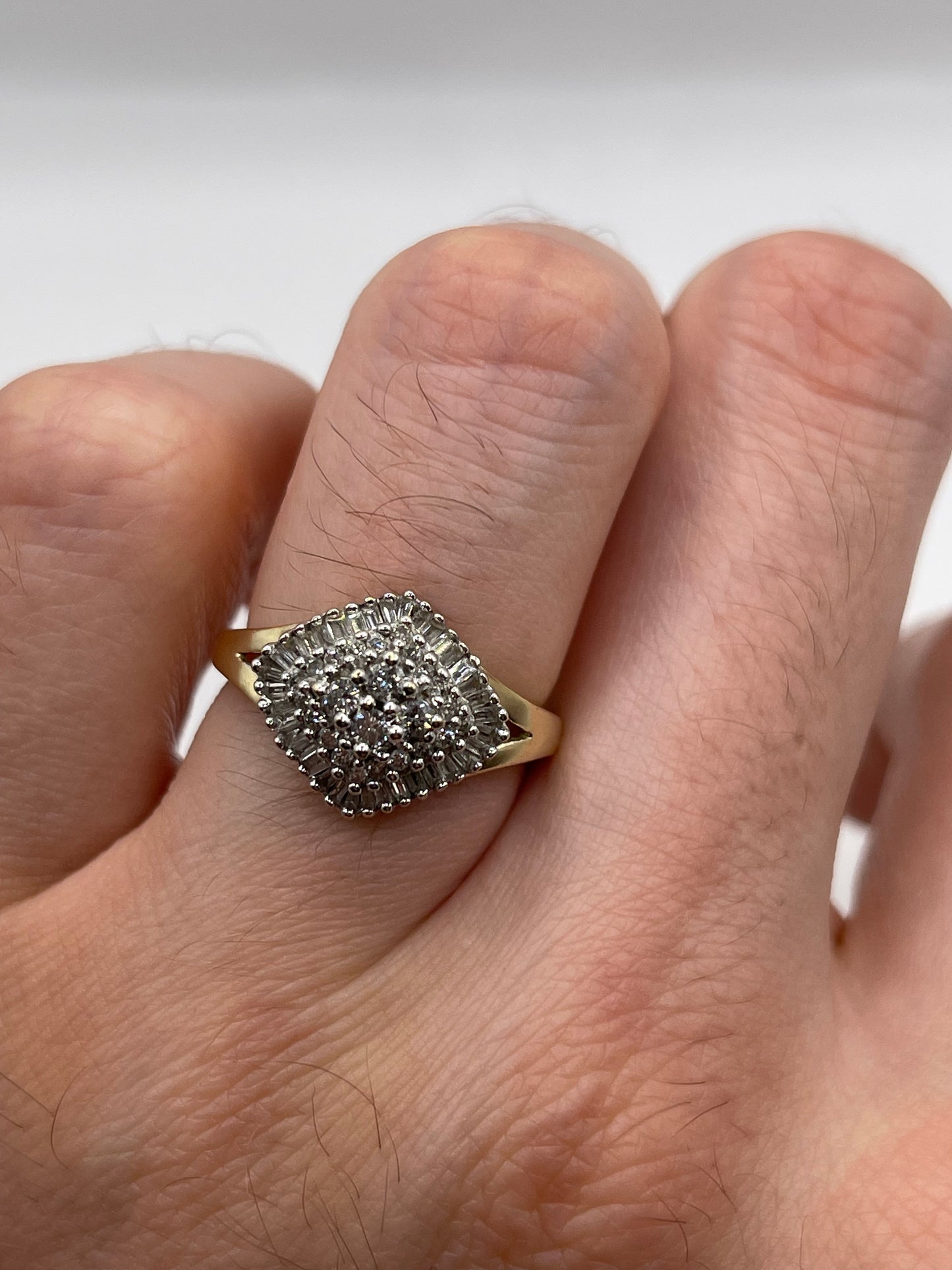 9ct gold diamond cluster ring