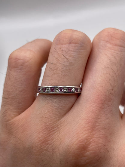18ct white gold pink sapphire and diamond ring
