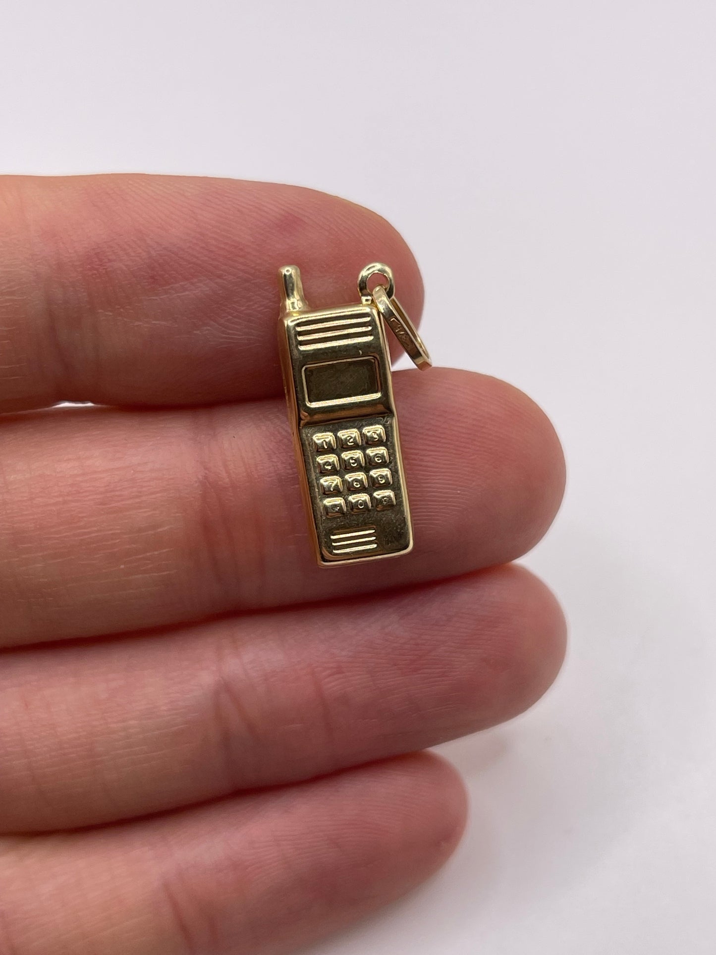 9ct gold mobile phone charm