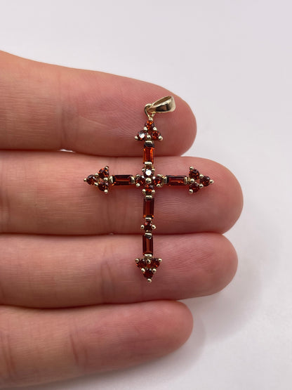 9ct gold garnet cross pendant