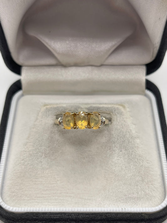 9ct gold opal and diamond ring