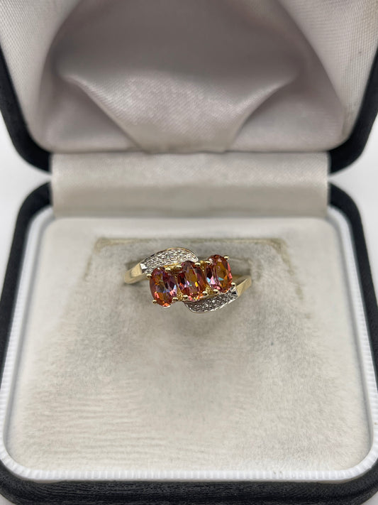9ct gold topaz and diamond ring