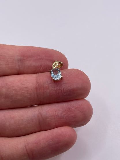 9ct gold topaz pendant
