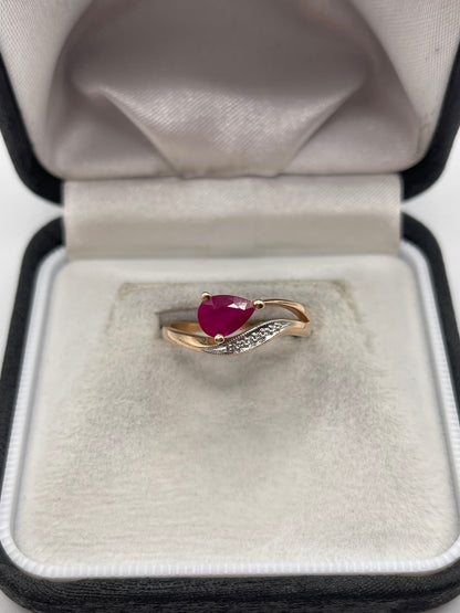 14ct rose gold ruby and diamond ring