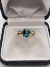 Load image into Gallery viewer, 9ct gold blue topaz ring
