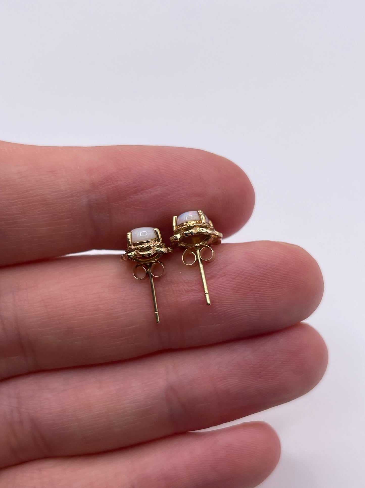 9ct gold opal earrings