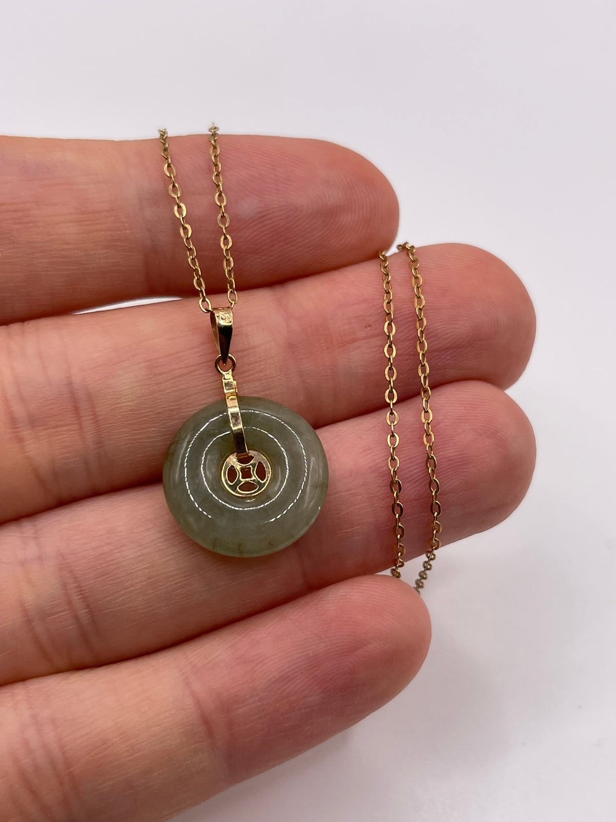 14ct gold jade necklace