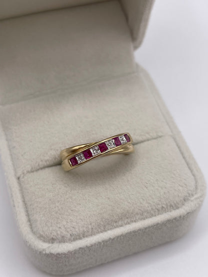9ct gold ruby and diamond ring
