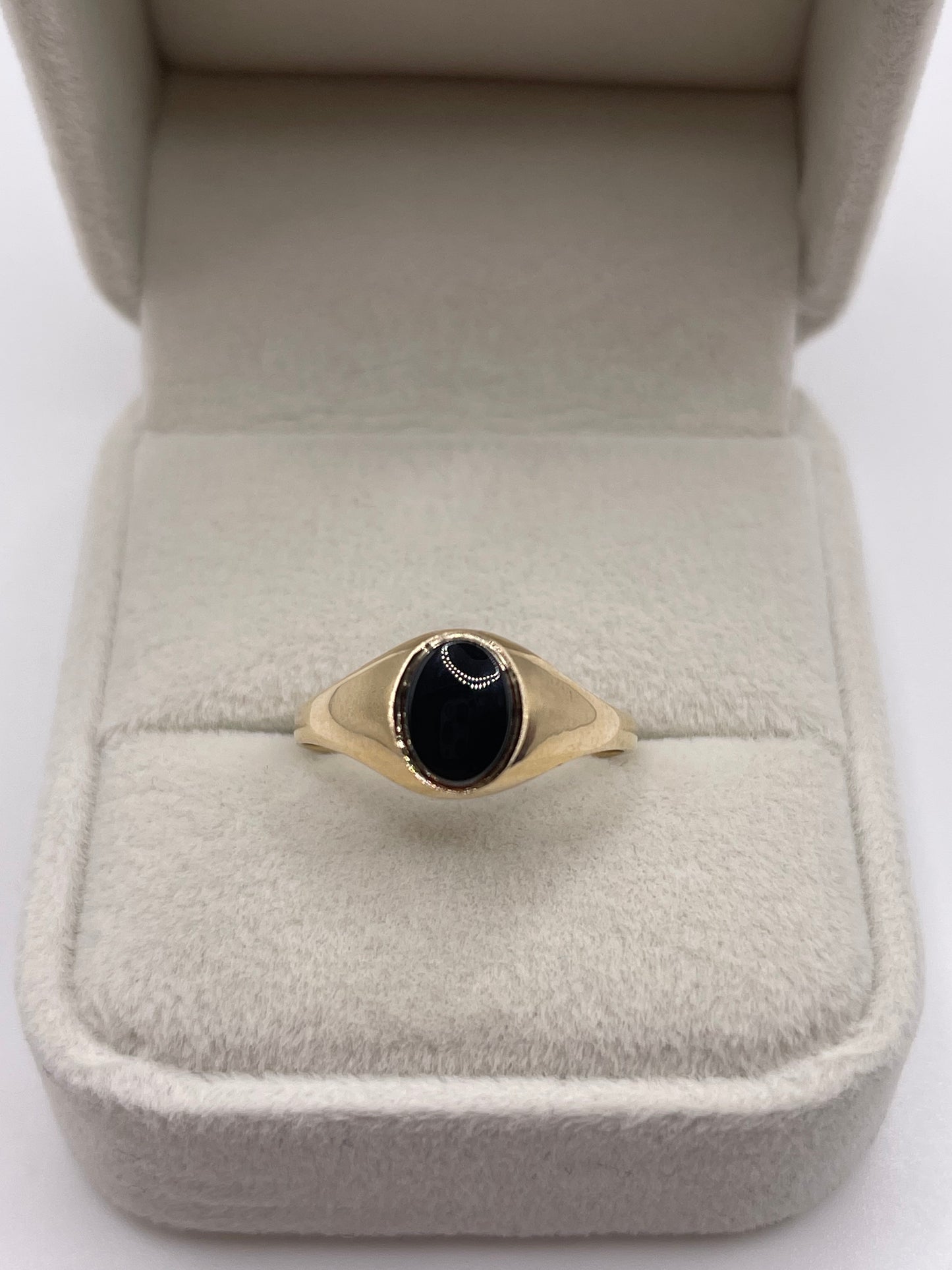 9ct gold onyx signet ring