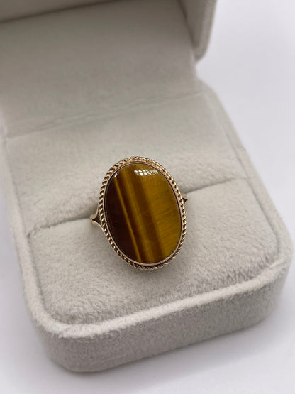 9ct gold tigers eye ring