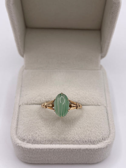 9ct gold agate ring
