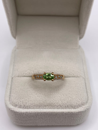 9ct gold tsavorite and diamond ring
