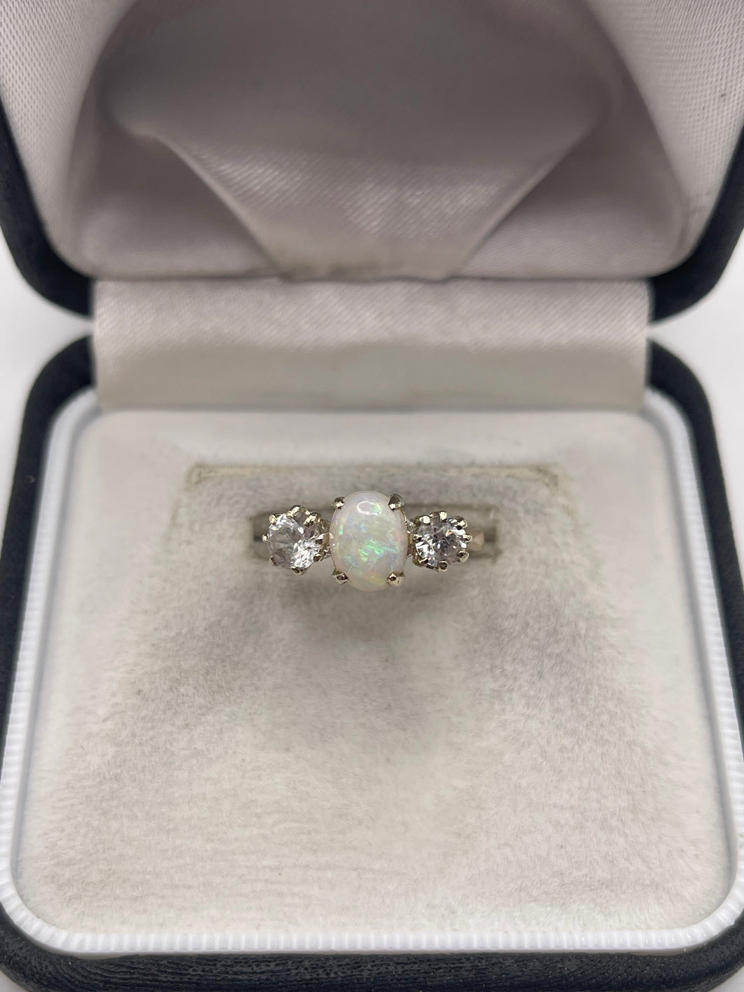 9ct gold opal and cz ring