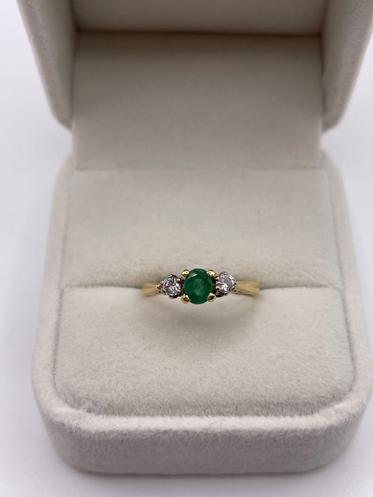 18ct gold emerald and diamond ring
