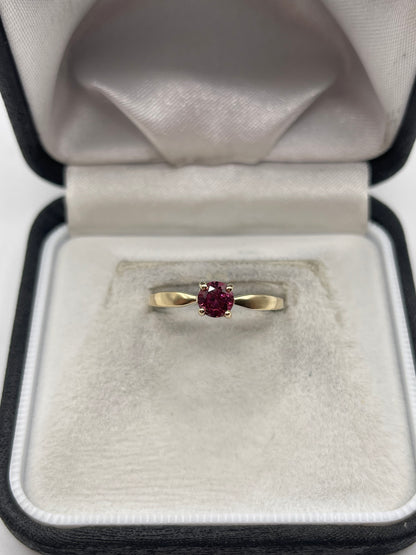 9ct gold tourmaline ring