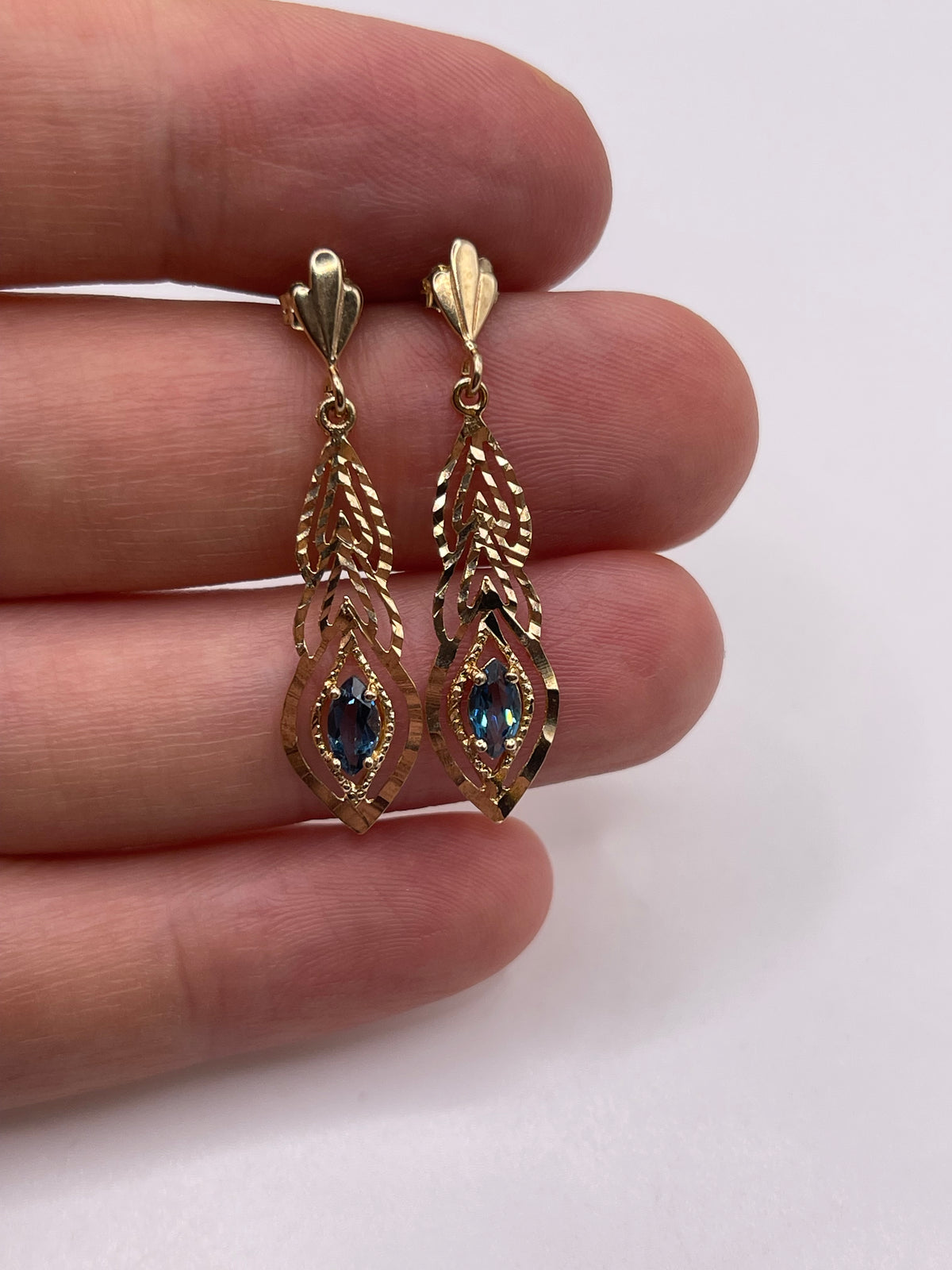 9ct gold topaz earrings