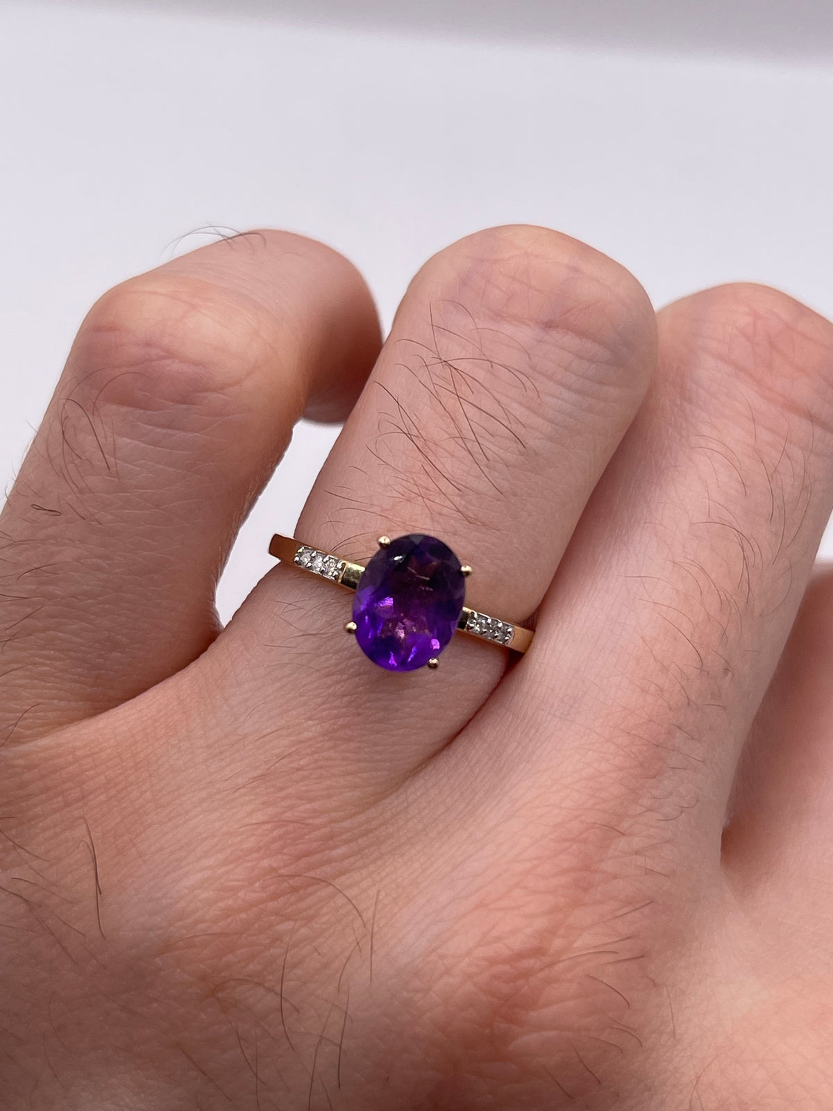 9ct gold amethyst and diamond ring