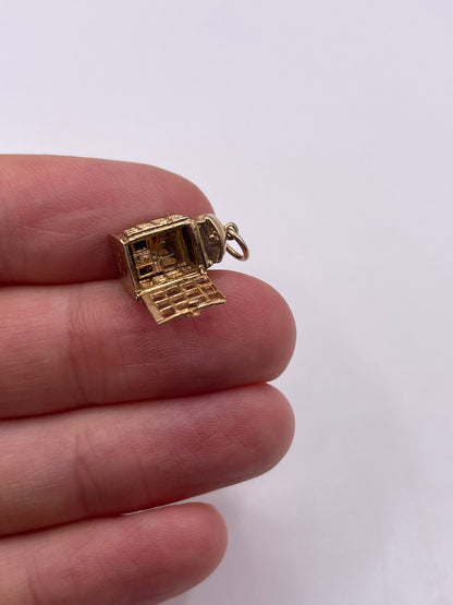 9ct gold phone box charm