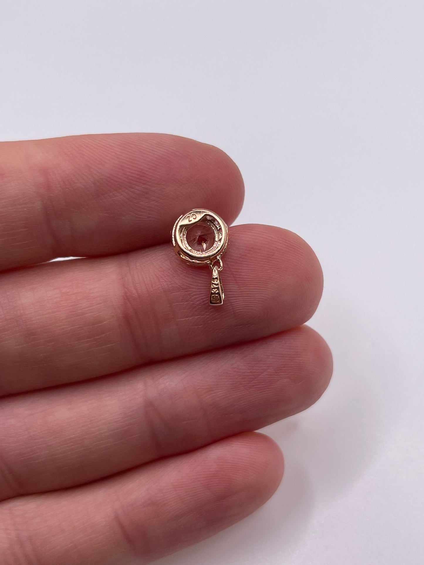 9ct rose gold cz pendant