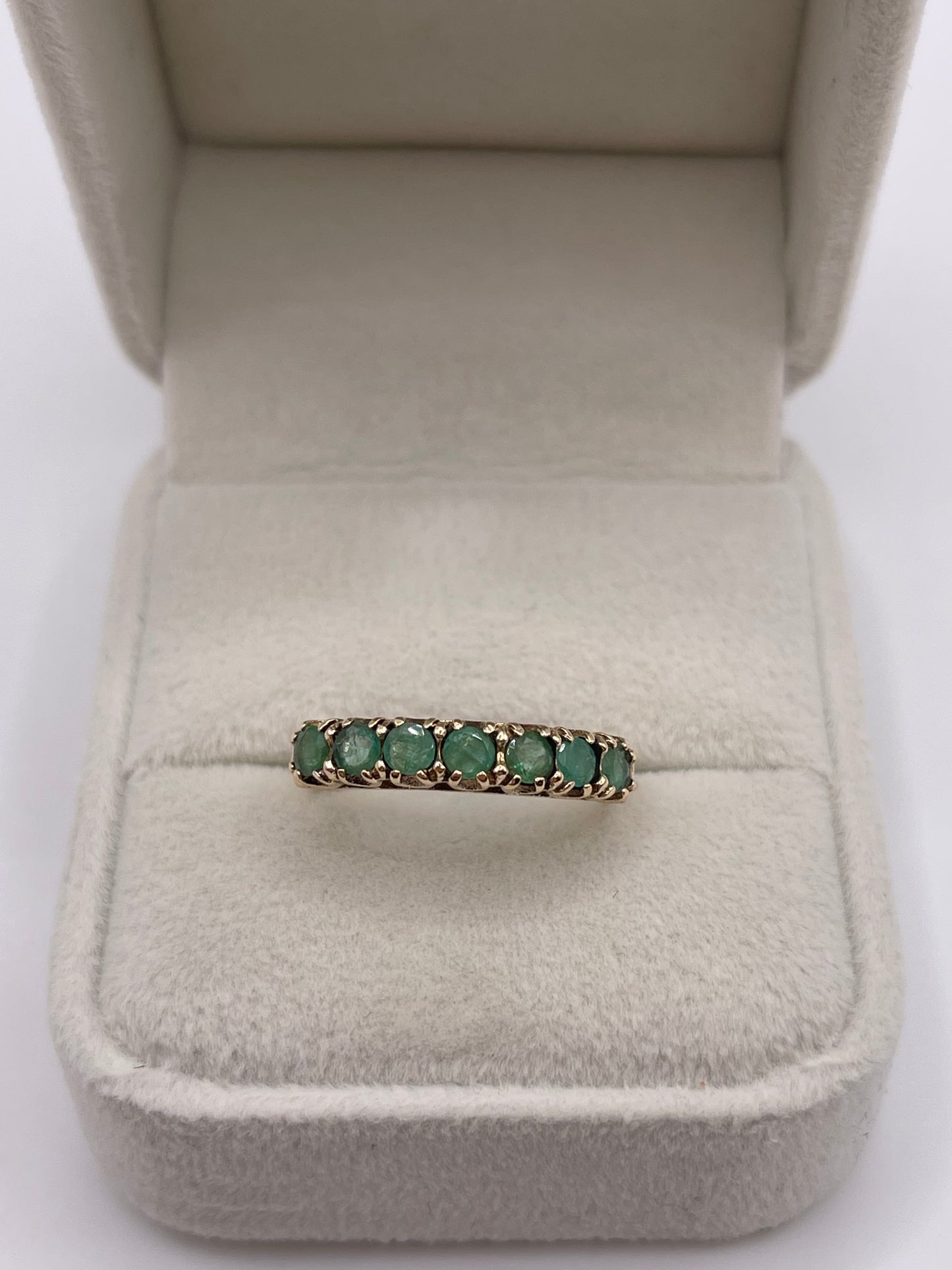 9ct gold emerald ring