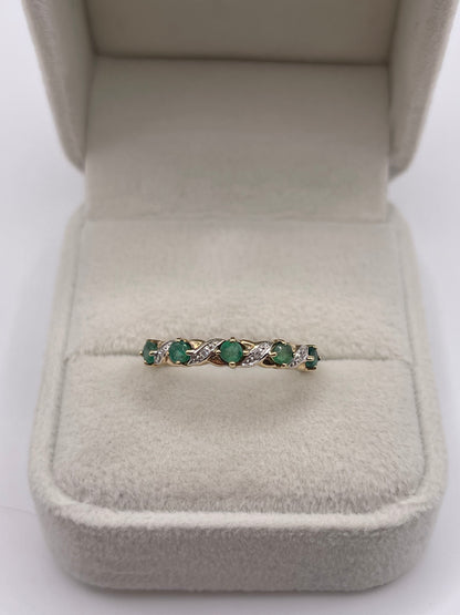 9ct gold emerald and diamond ring