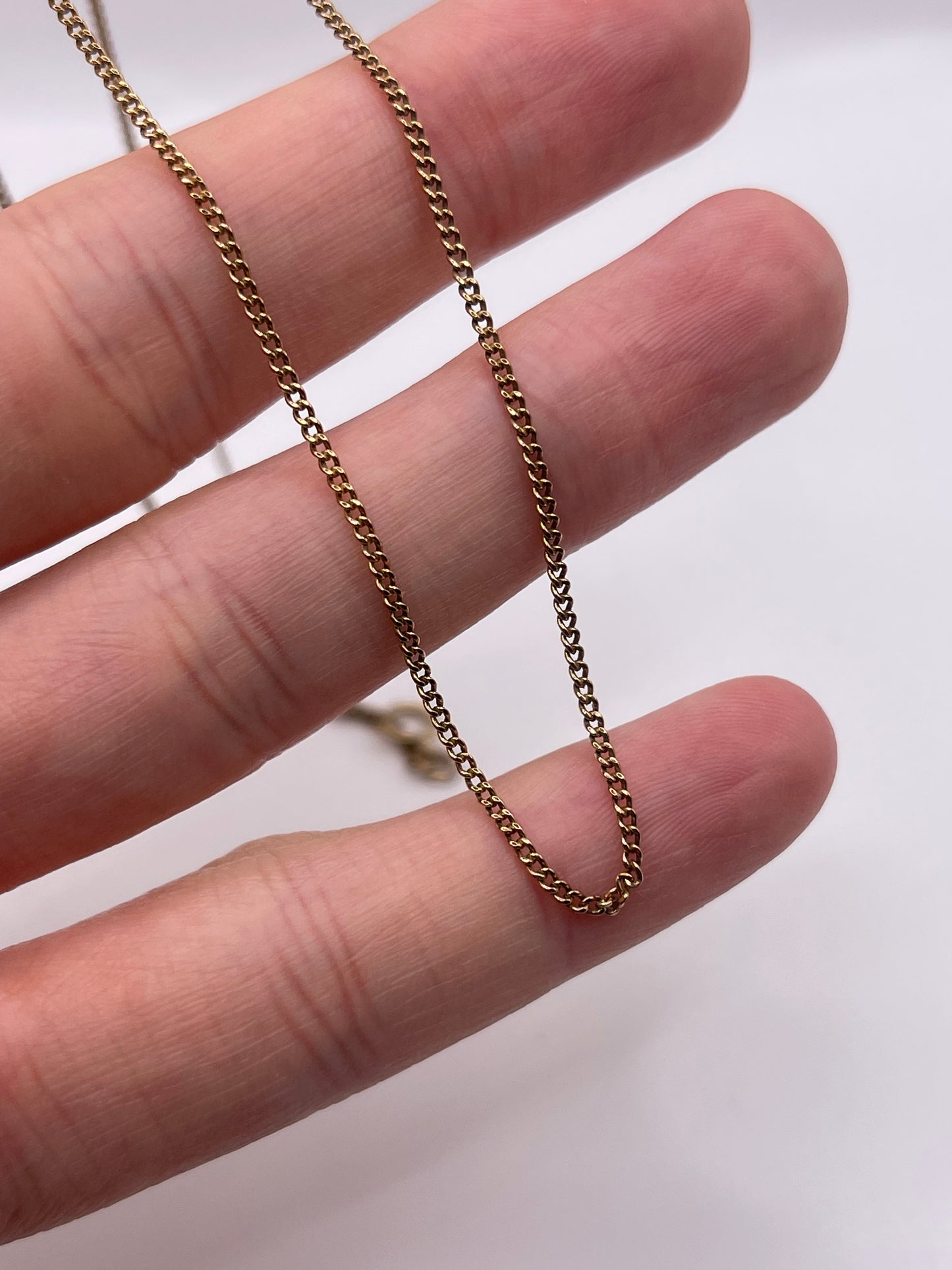 9ct gold chain 183