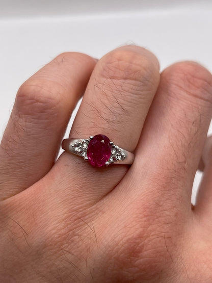 9ct white gold ruby and zircon ring