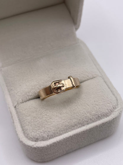 9ct gold buckle ring