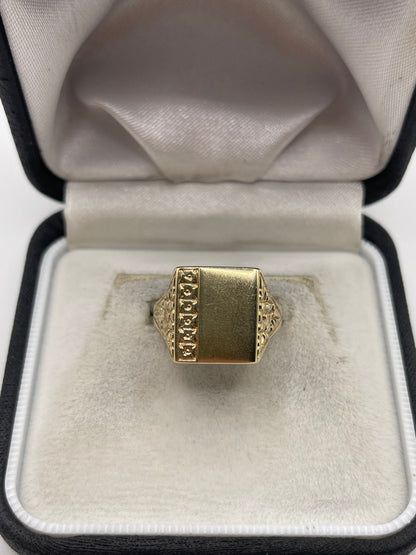 9ct gold signet ring