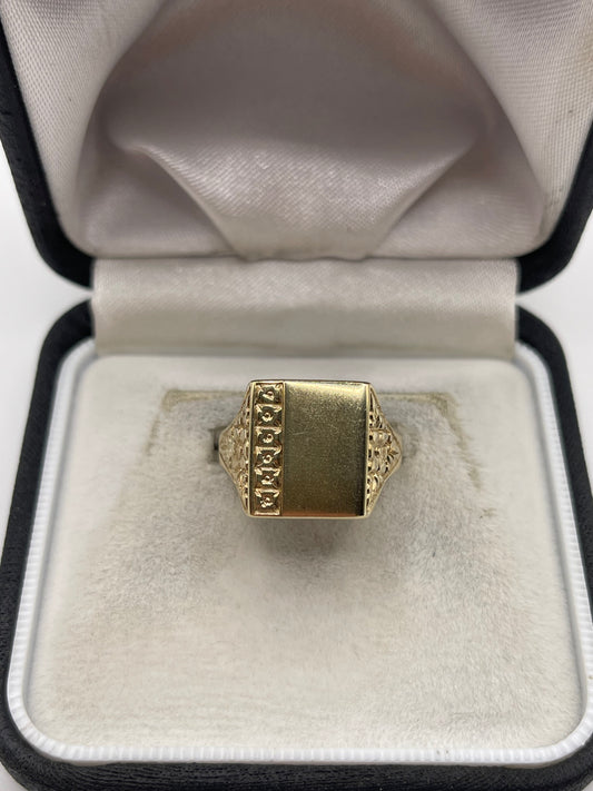 9ct gold signet ring