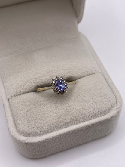 9ct gold sapphire and diamond ring