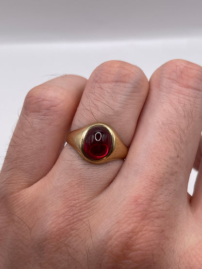 9ct gold cabochon stone ring
