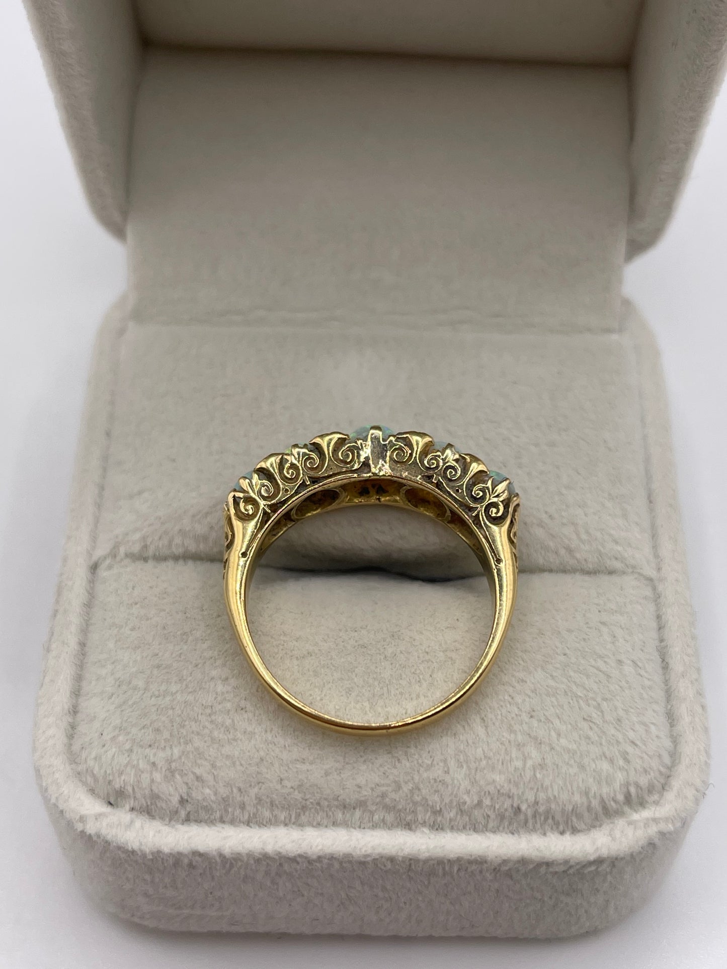 Antique 18ct gold opal and diamond ring