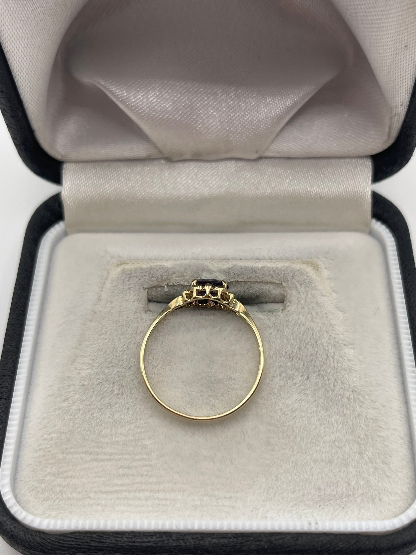 9ct gold amethyst ring