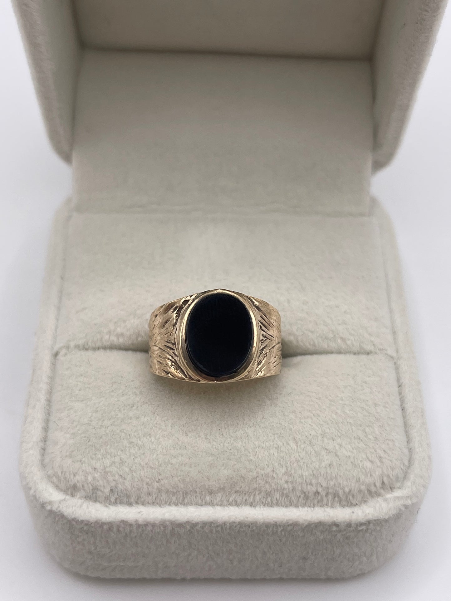 9ct gold onyx signet ring