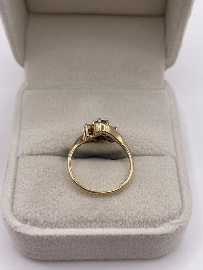 9ct gold sapphire and diamond ring