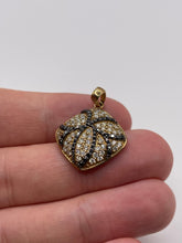 Load image into Gallery viewer, 9ct gold diamond cluster pendant
